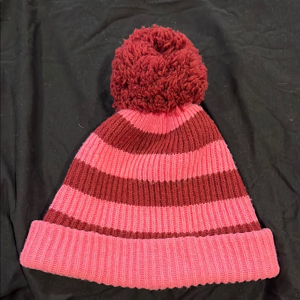 GAP Reversible Pom Beanie - burgundy & pink stripe